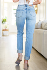 Judy Blue Elodie Mid Rise Distressed Boyfriend Jeans