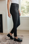 Judy Blue Octavia High Rise Control Top Skinny Jeans in Washed Black